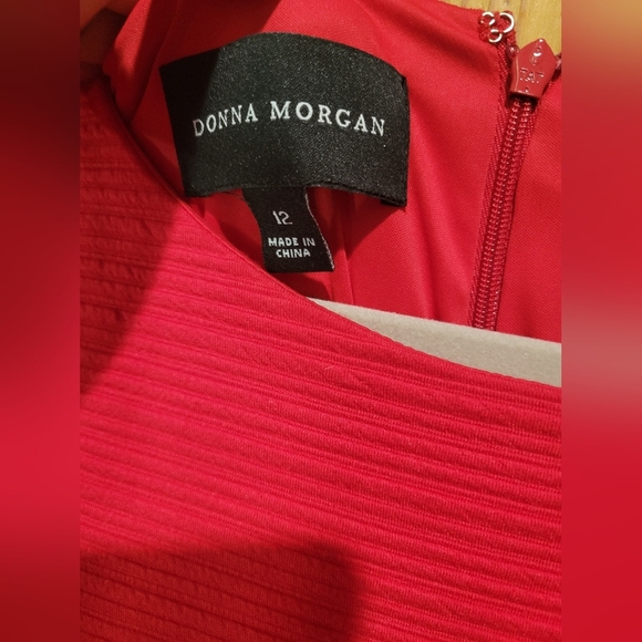 Donna Morgan Vibrant Red Long Sleeve Dress - Picture 4 of 11